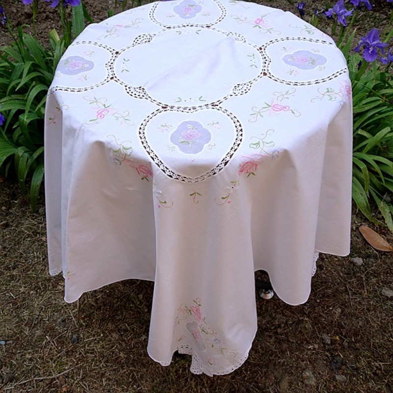Table Runner - Petite machine en coton pur, broderie