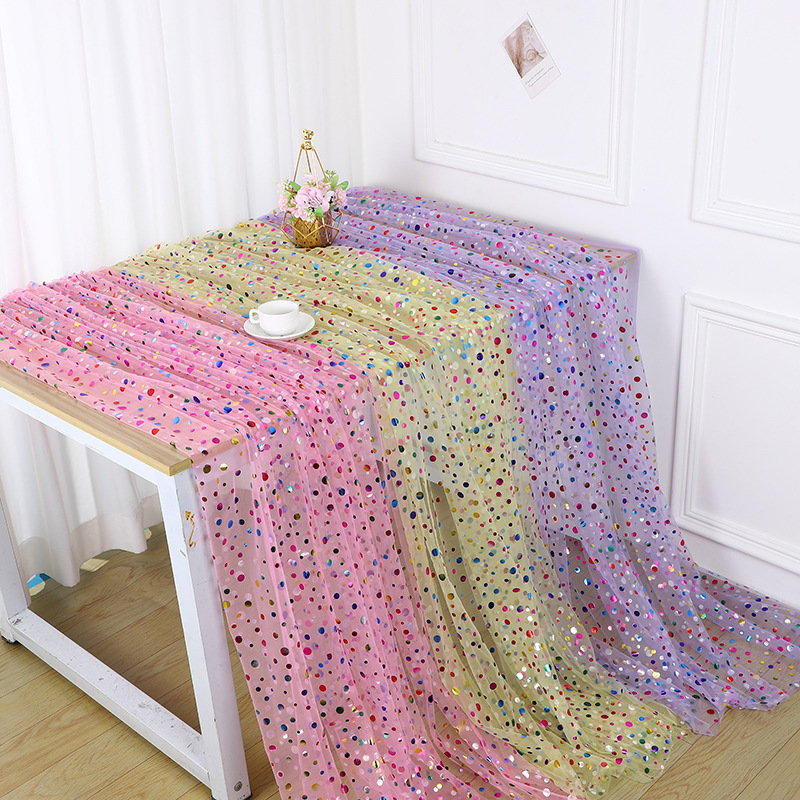 Tissu en tulle à pois colorés  - Table Runner avis et prix